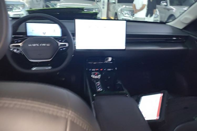 Used Wuling Xingguang 2023 150 Advanced Edition Center Console