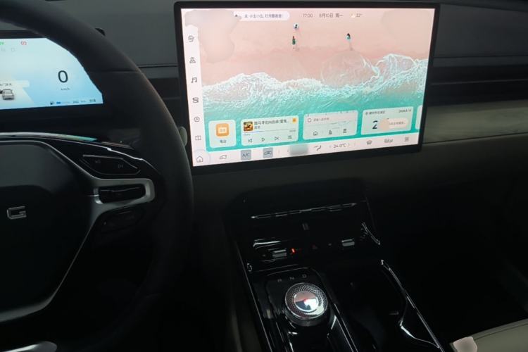 Used Wuling Xingguang 2023 150 Advanced Edition Center Console