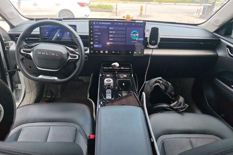 Used Wuling Xingguang 2023 150 Advanced Edition Center Console