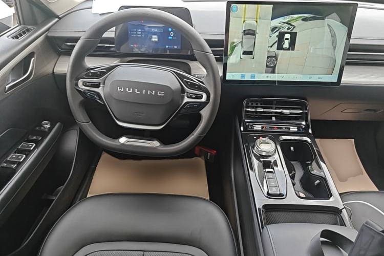 Used Wuling Xingguang 2023 70 Standard Edition Center Console