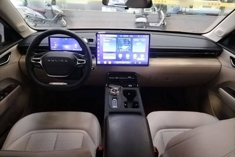 Used Wuling Xingguang 2023 150 Advanced Edition Center Console