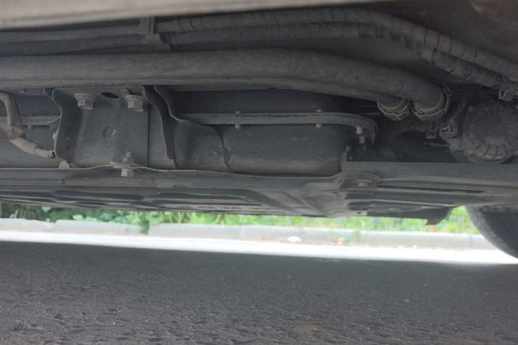Used Wuling Xingguang 2023 70 Standard Edition Chassis Front Right
