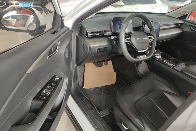 Used Wuling Xingguang 2023 70 Standard Edition Driver Seat