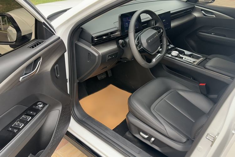 Used Wuling Xingguang 2023 70 Standard Edition Driver Seat