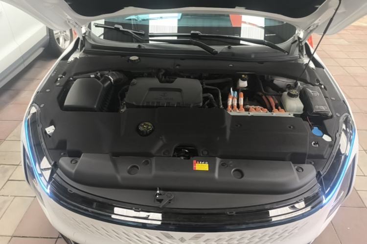 Used Wuling Xingguang 2023 150 Advanced Edition Engine Bay