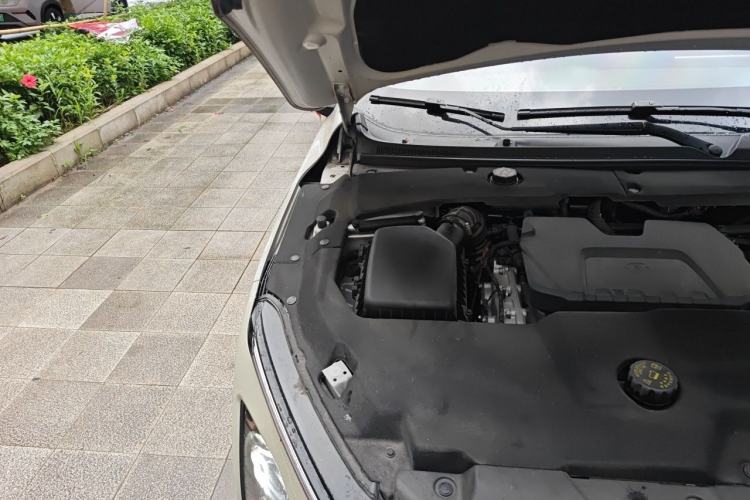 Used Wuling Xingguang 2023 150 Advanced Edition Engine Bay Right