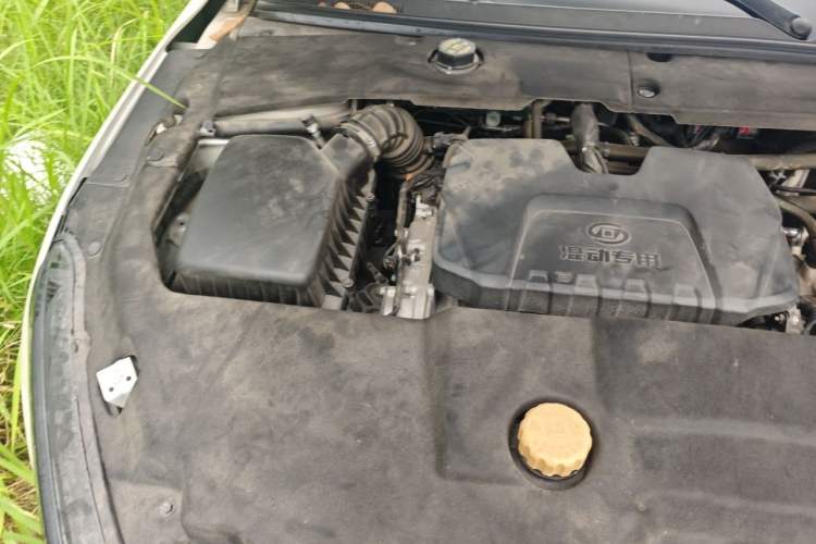 Used Wuling Xingguang 2023 150 Advanced Edition Engine Bay Right