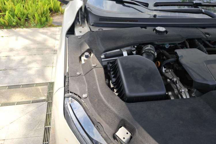 Used Wuling Xingguang 2023 150 Advanced Edition Engine Bay Right