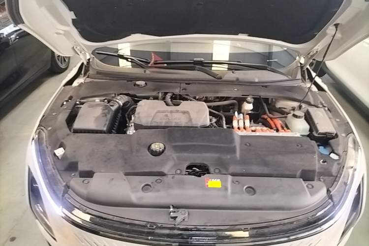 Used Wuling Xingguang 2023 150 Advanced Edition Engine Bay