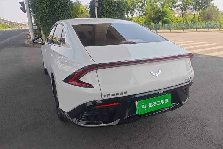 Used Wuling Xingguang 2023 70 Standard Edition Exterior 2