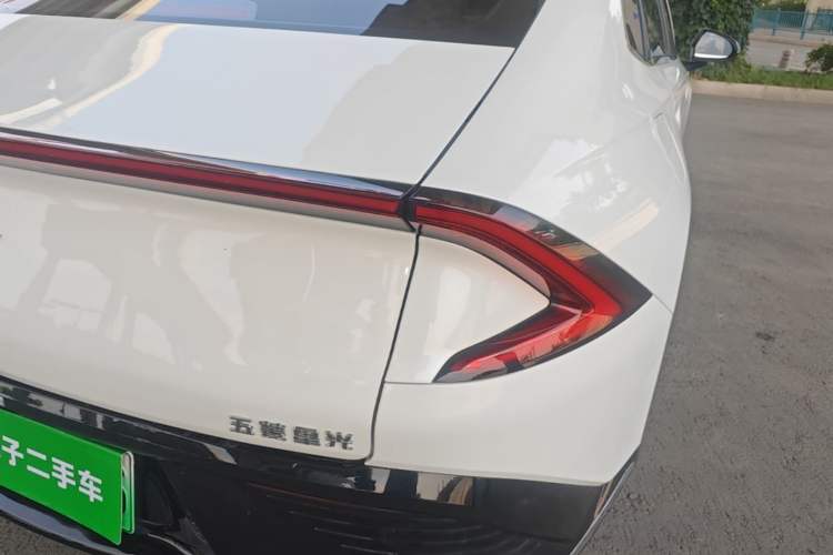 Used Wuling Xingguang 2023 70 Standard Edition Exterior 3