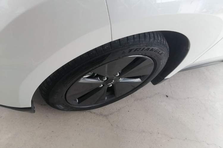 Used Wuling Xingguang 2023 70 Standard Edition Exterior 4