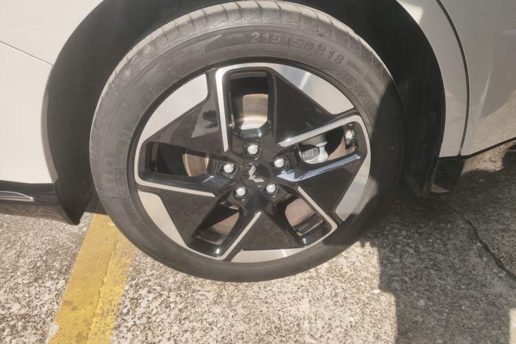 Used Wuling Xingguang 2023 150 Advanced Edition Exterior 5