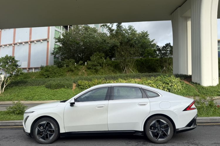 Used Wuling Xingguang 2023 150 Advanced Edition Exterior 7