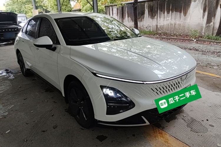 Used Wuling Xingguang 2023 70 Standard Edition Front Right 45 Deg