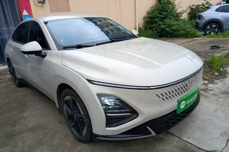 Used Wuling Xingguang 2023 150 Advanced Edition Front Right 45 Deg