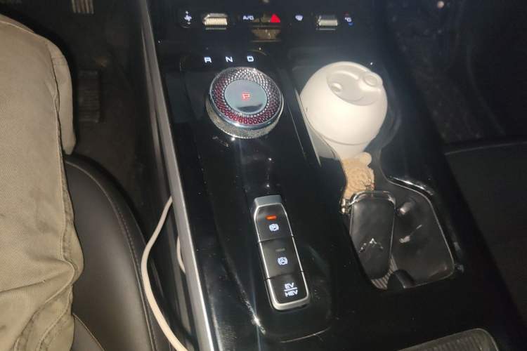 Used Wuling Xingguang 2023 150 Advanced Edition Gear Lever