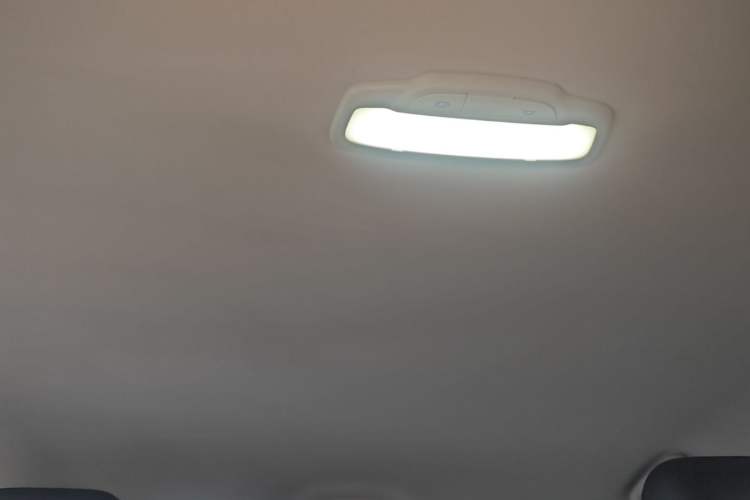 Used Wuling Xingguang 2023 70 Standard Edition Headliner