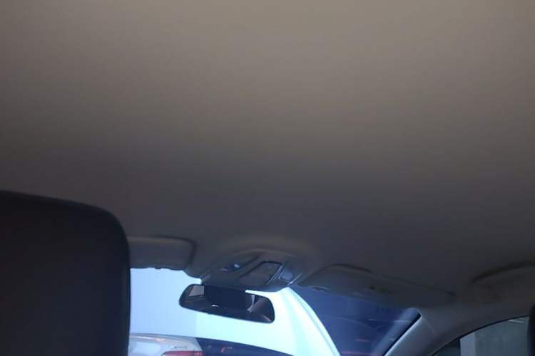 Used Wuling Xingguang 2023 150 Advanced Edition Headliner