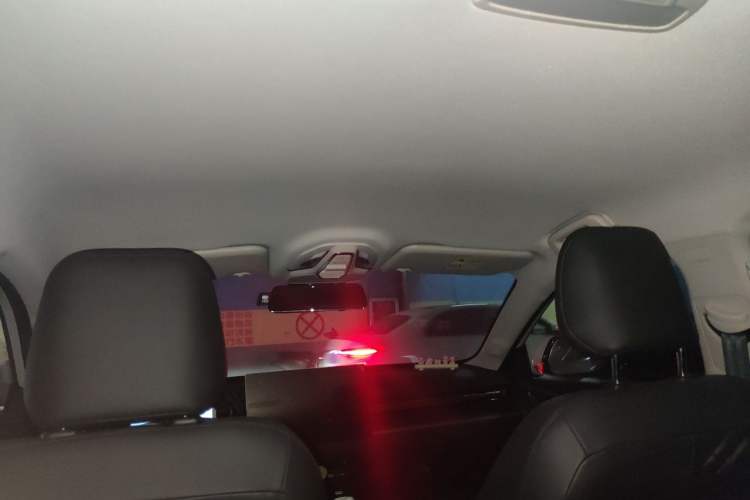Used Wuling Xingguang 2023 150 Advanced Edition Headliner