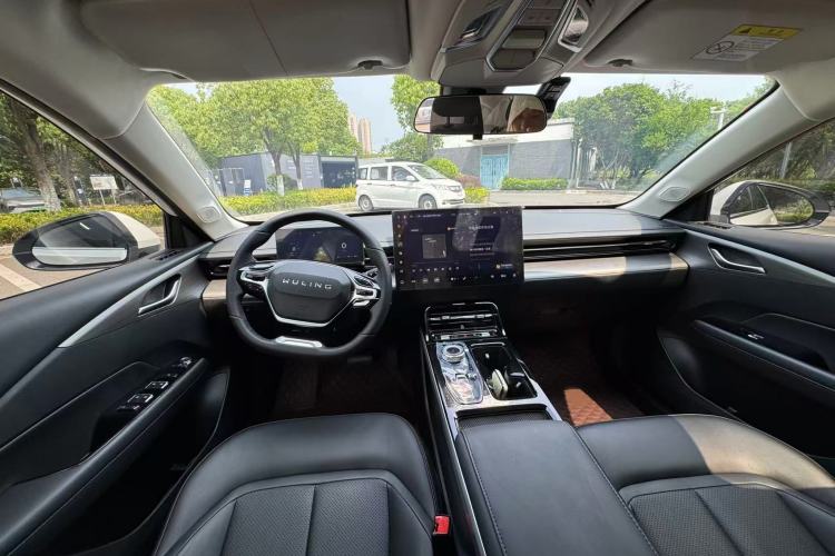 Used Wuling Xingguang 2023 150 Advanced Edition Interior 3