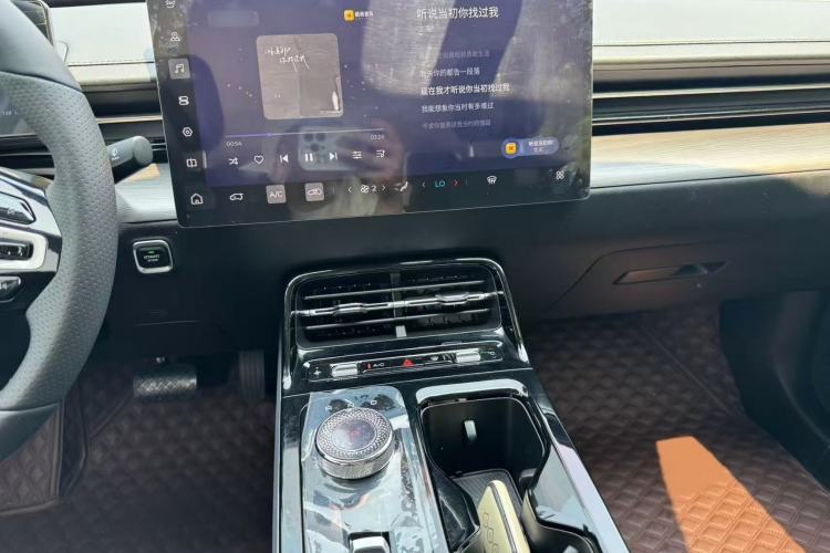 Used Wuling Xingguang 2023 150 Advanced Edition Interior 5
