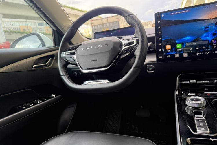 Used Wuling Xingguang 2023 150 Advanced Edition Interior 5