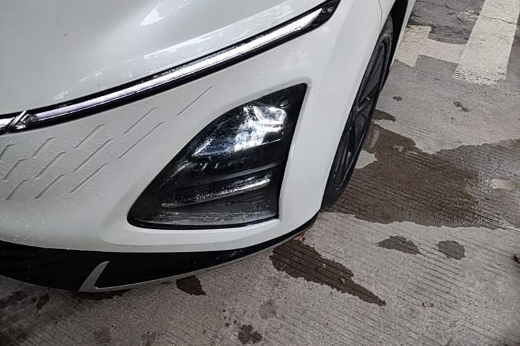 Used Wuling Xingguang 2023 70 Standard Edition Left Front Headlight