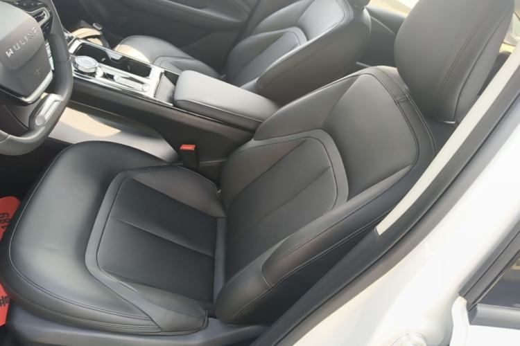 Used Wuling Xingguang 2023 70 Standard Edition Left Front Seat