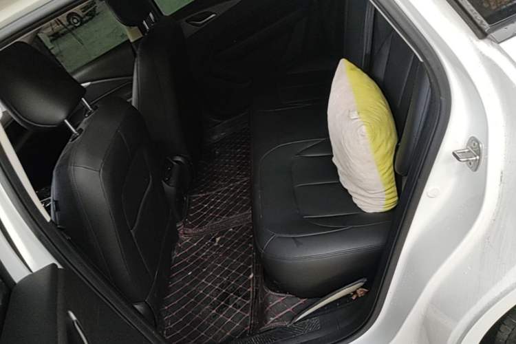 Used Wuling Xingguang 2023 70 Standard Edition Left Rear Seat