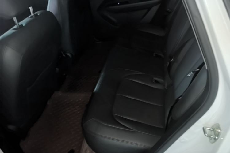 Used Wuling Xingguang 2023 150 Advanced Edition Left Rear Seat