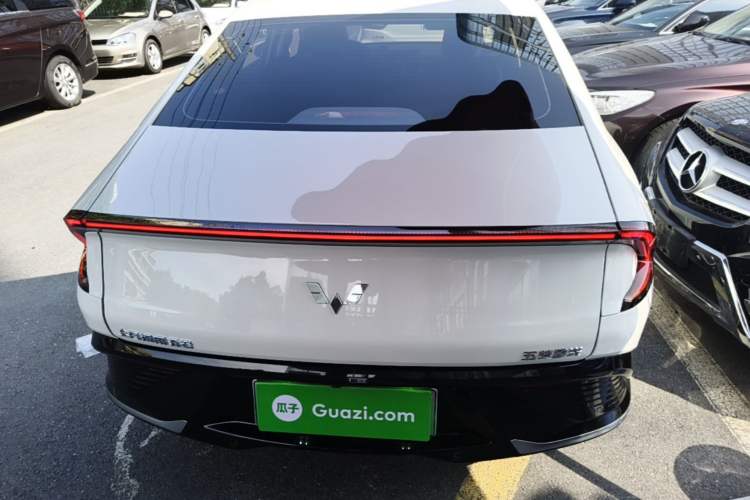 Used Wuling Xingguang 2023 70 Standard Edition Rear