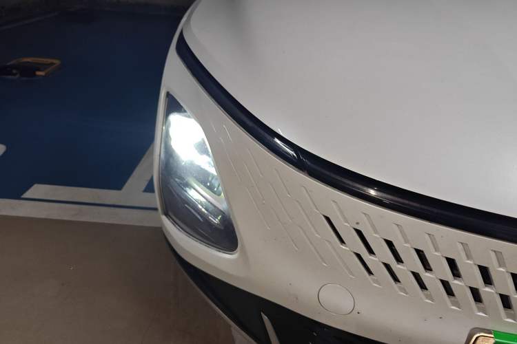 Used Wuling Xingguang 2023 150 Advanced Edition Right Front Headlight