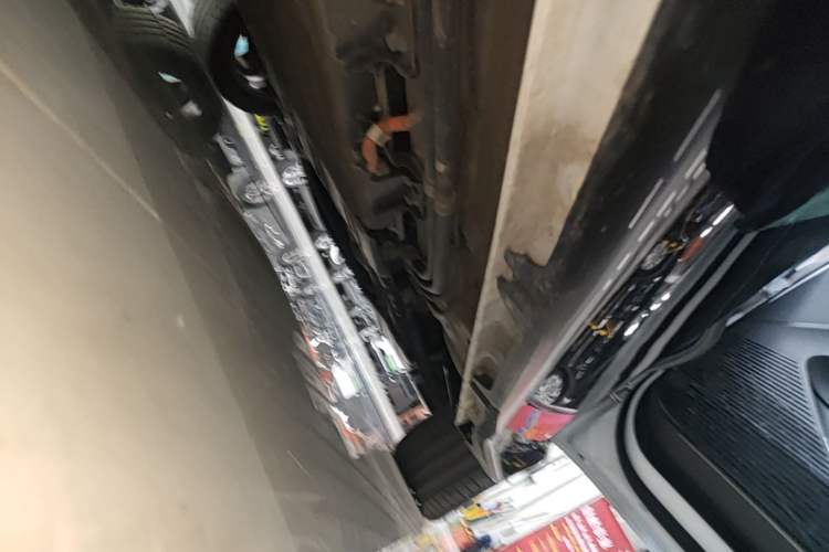 Used Wuling Xingguang 2023 150 Advanced Edition Right Side Sill