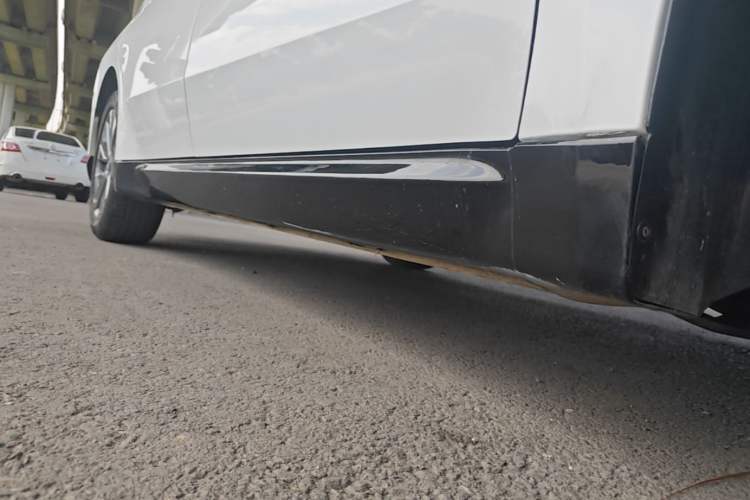 Used Wuling Xingguang 2023 70 Standard Edition Right Side Sill