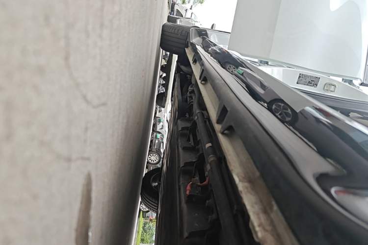 Used Wuling Xingguang 2023 70 Standard Edition Right Side Sill