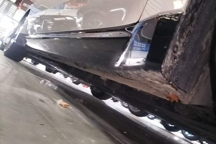 Used Wuling Xingguang 2023 150 Advanced Edition Right Side Sill