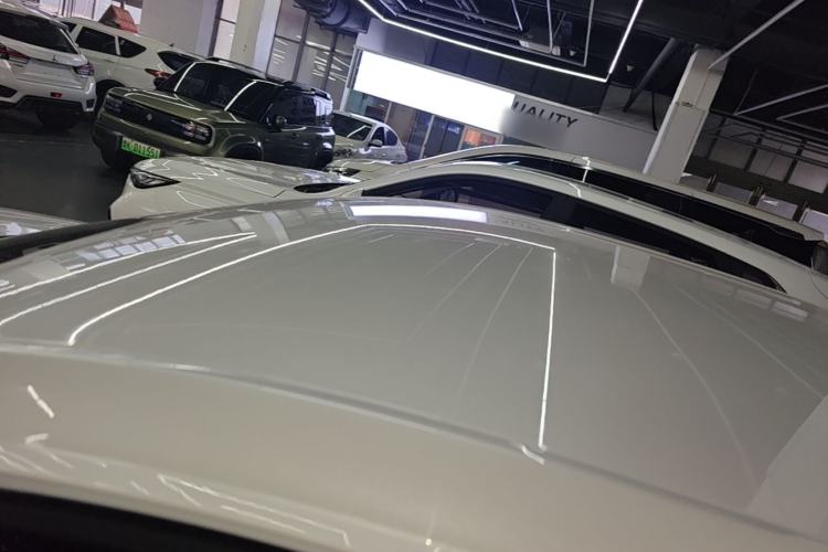 Used Wuling Xingguang 2023 150 Advanced Edition Roof