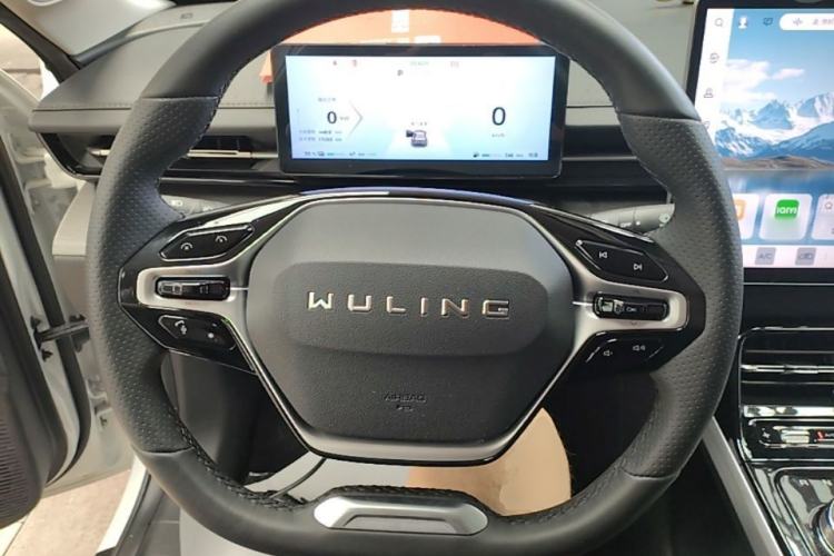 Used Wuling Xingguang 2023 150 Advanced Edition Steering Wheel