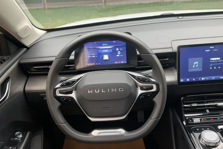 Used Wuling Xingguang 2023 70 Standard Edition Steering Wheel