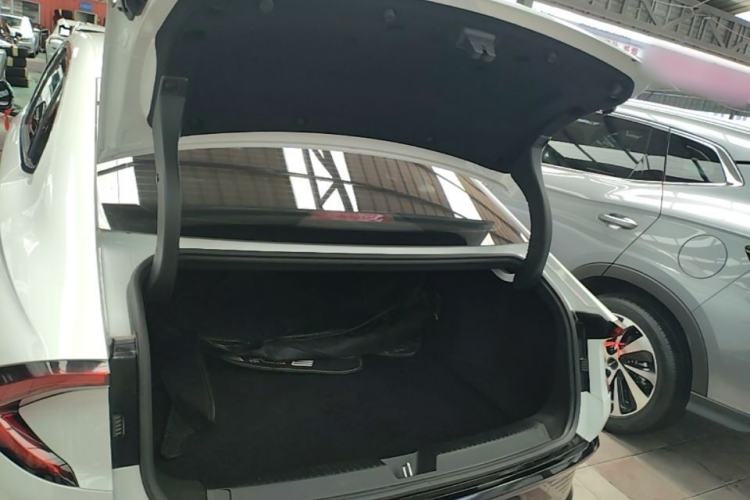 Used Wuling Xingguang 2023 150 Advanced Edition Trunk