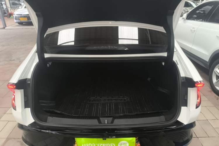 Used Wuling Xingguang 2023 150 Advanced Edition Trunk