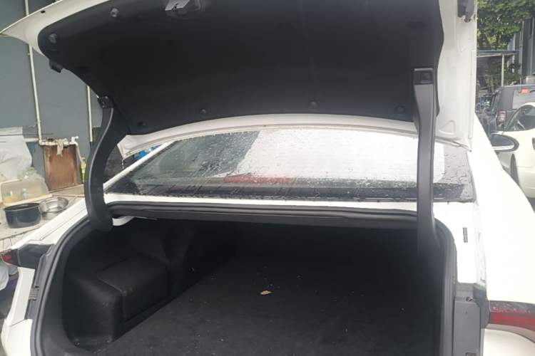 Used Wuling Xingguang 2023 150 Advanced Edition Trunk