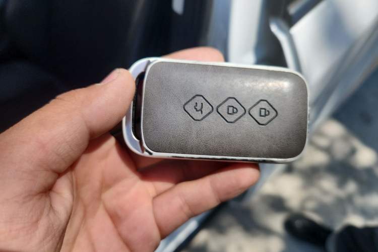 Used Wuling Xingguang 2023 150 Advanced Edition Vehicle Key