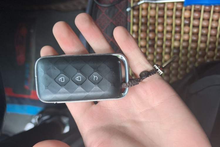 Used Wuling Xingguang 2023 70 Standard Edition Vehicle Key
