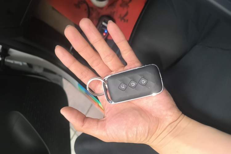 Used Wuling Xingguang 2023 150 Advanced Edition Vehicle Key