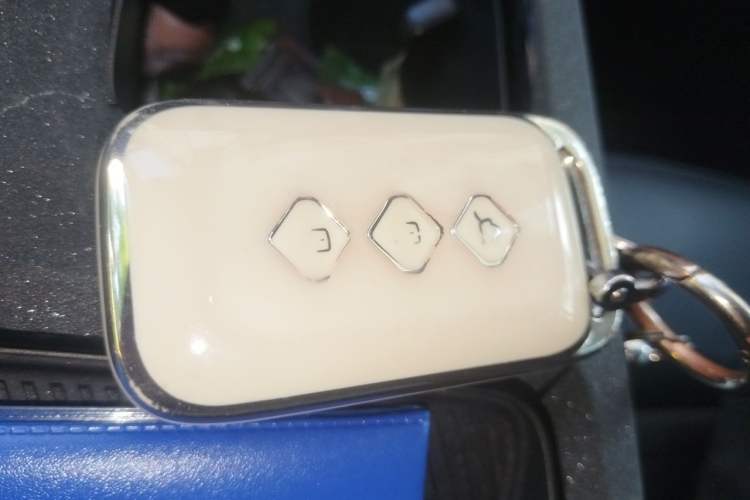 Used Wuling Xingguang 2023 150 Advanced Edition Vehicle Key