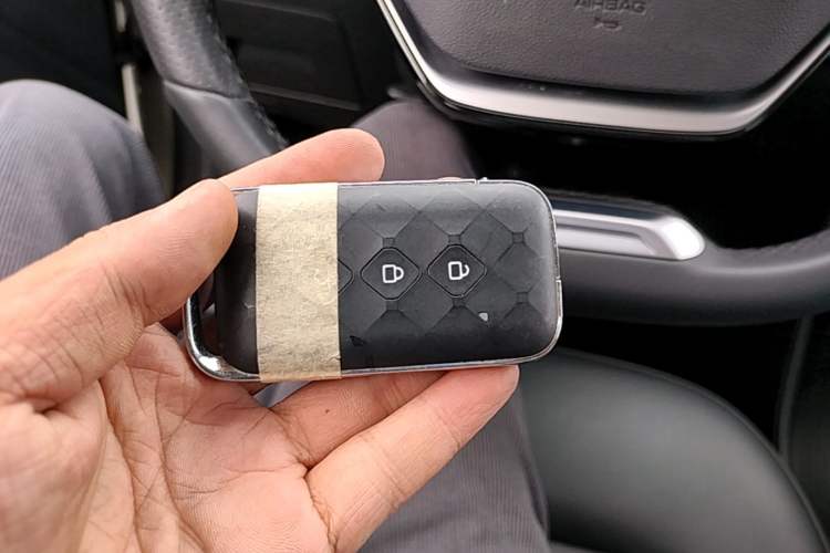 Used Wuling Xingguang 2023 150 Advanced Edition Vehicle Key
