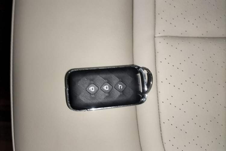 Used Wuling Xingguang 2023 150 Advanced Edition Vehicle Key