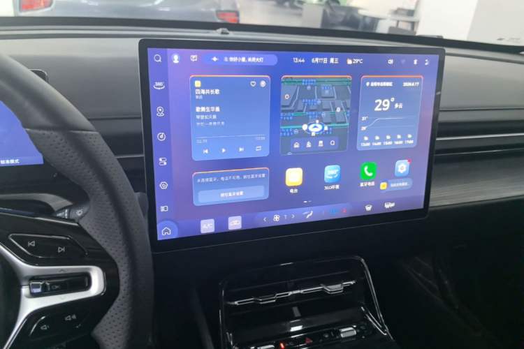 Used Wuling Xingguang 2024 Co-Creation Edition 510 Advanced Model Audio And AC Panel